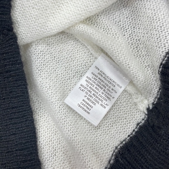 Treasure & Bond Wide Stripe Crewneck Sweater - Picture 4 of 8